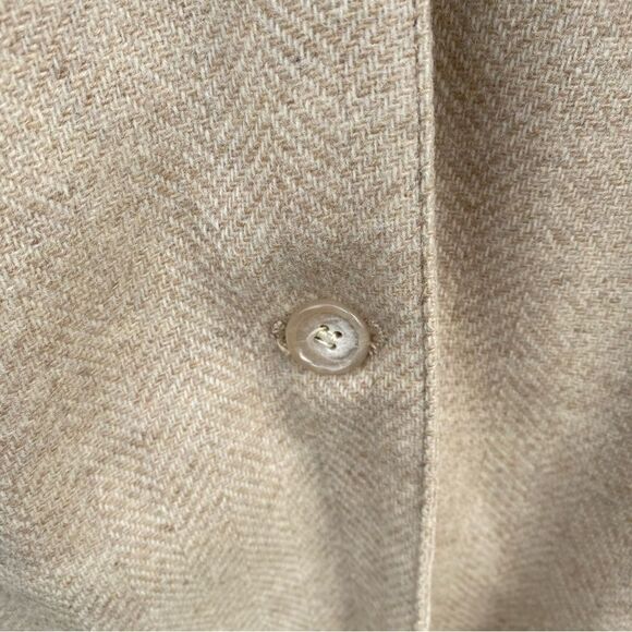 Vintage Toffs Wool Beige Woman’s Blazer - Picture 3 of 10